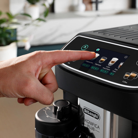 Кавомашина DeLonghi Magnifica Plus